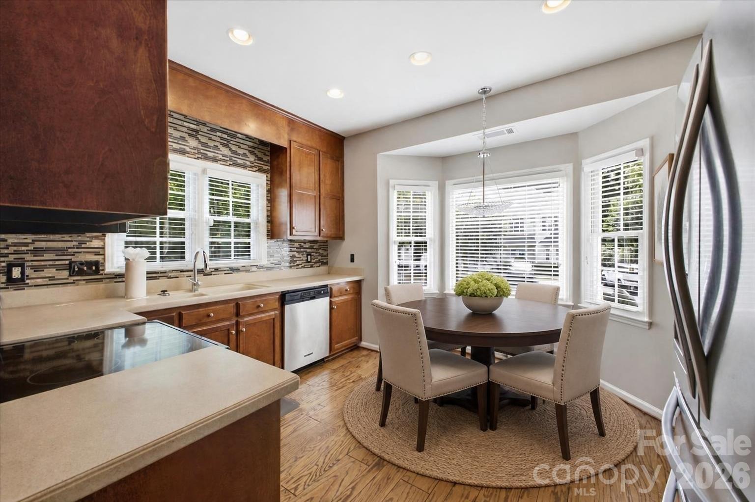 5909 Fitzwilliams Lane