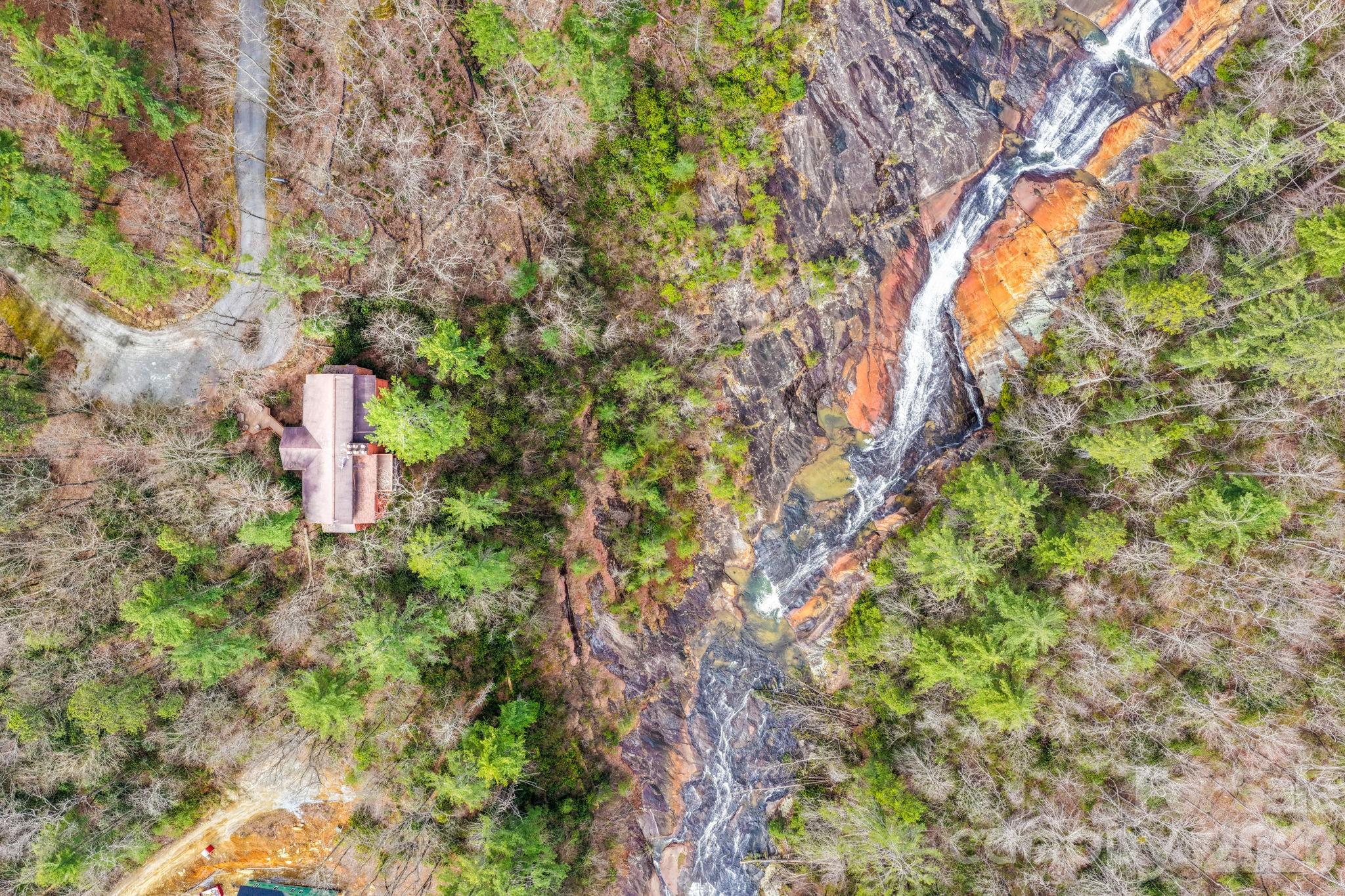 Toxaway Falls Condominium One - Residential