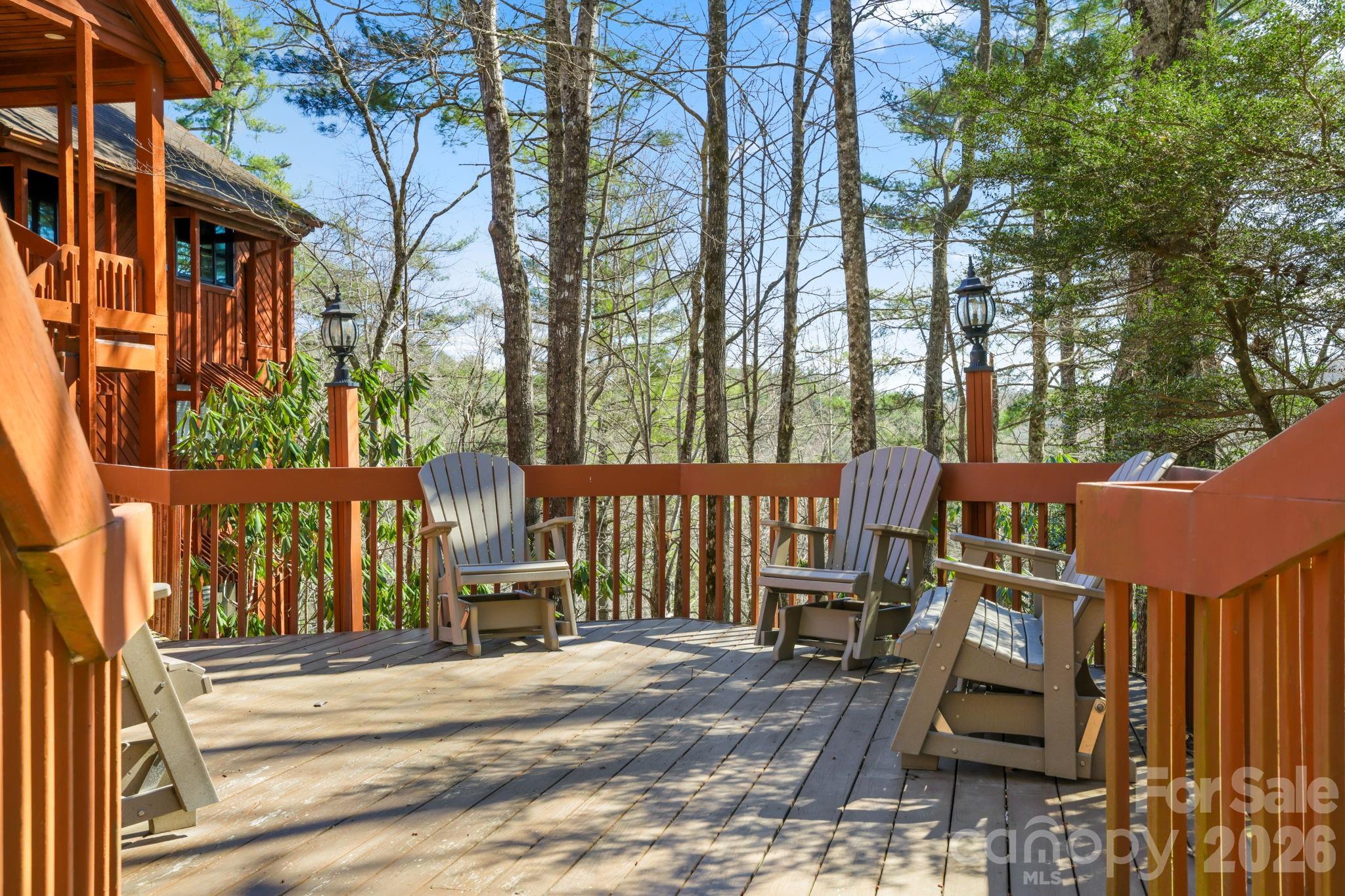 Toxaway Falls Condominium One - Residential