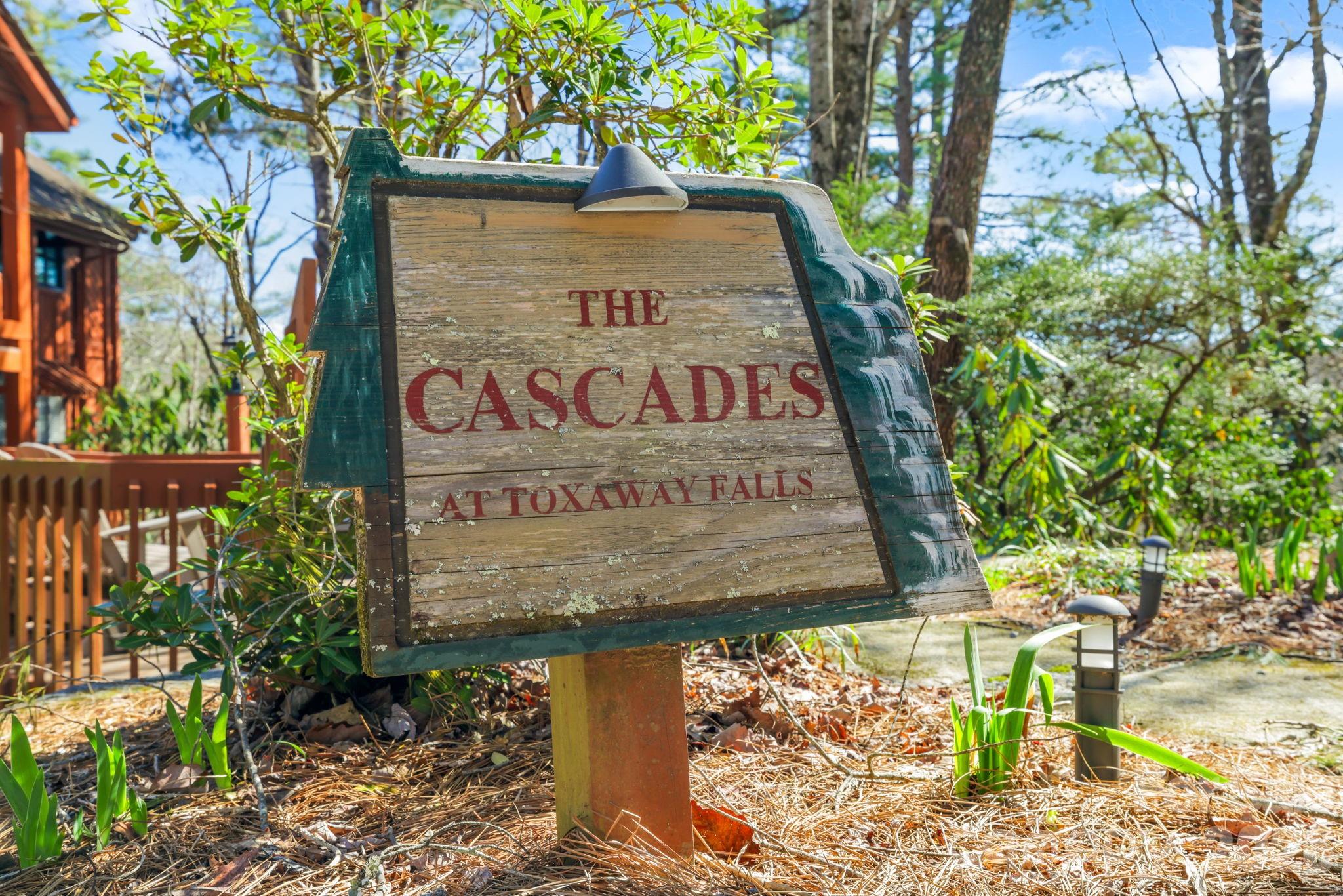 Toxaway Falls Condominium One - Residential