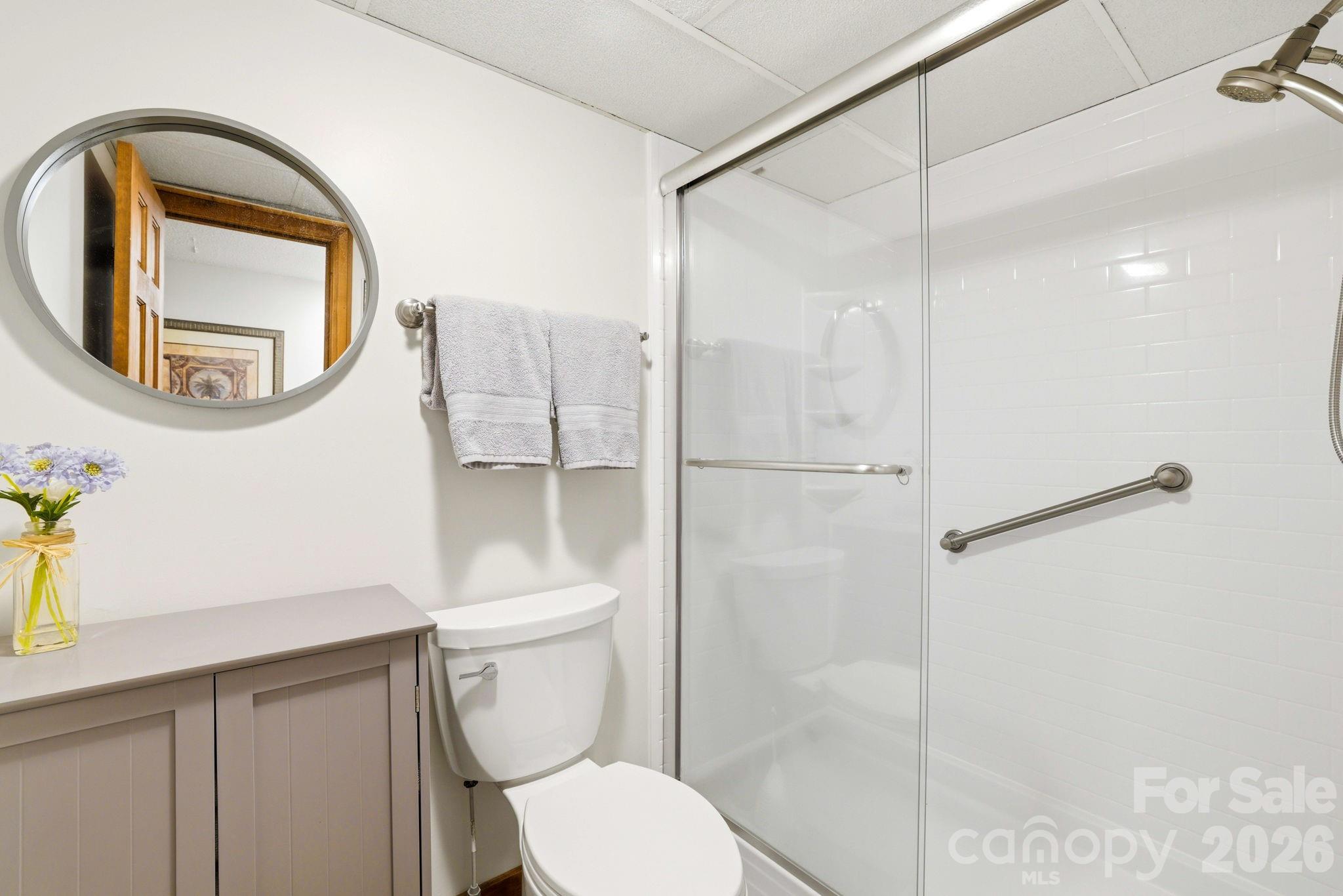 Toxaway Falls Condominium One - Residential