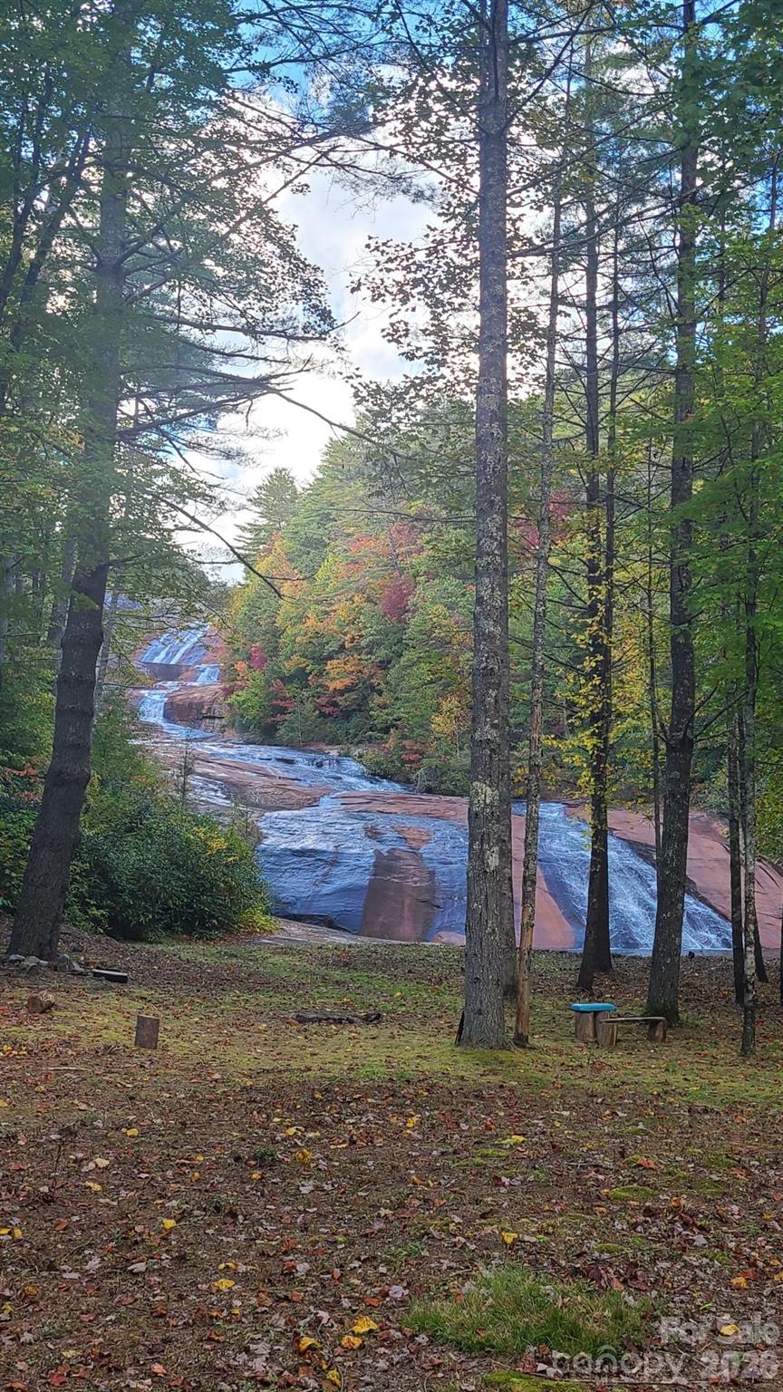 Toxaway Falls Condominium One - Residential