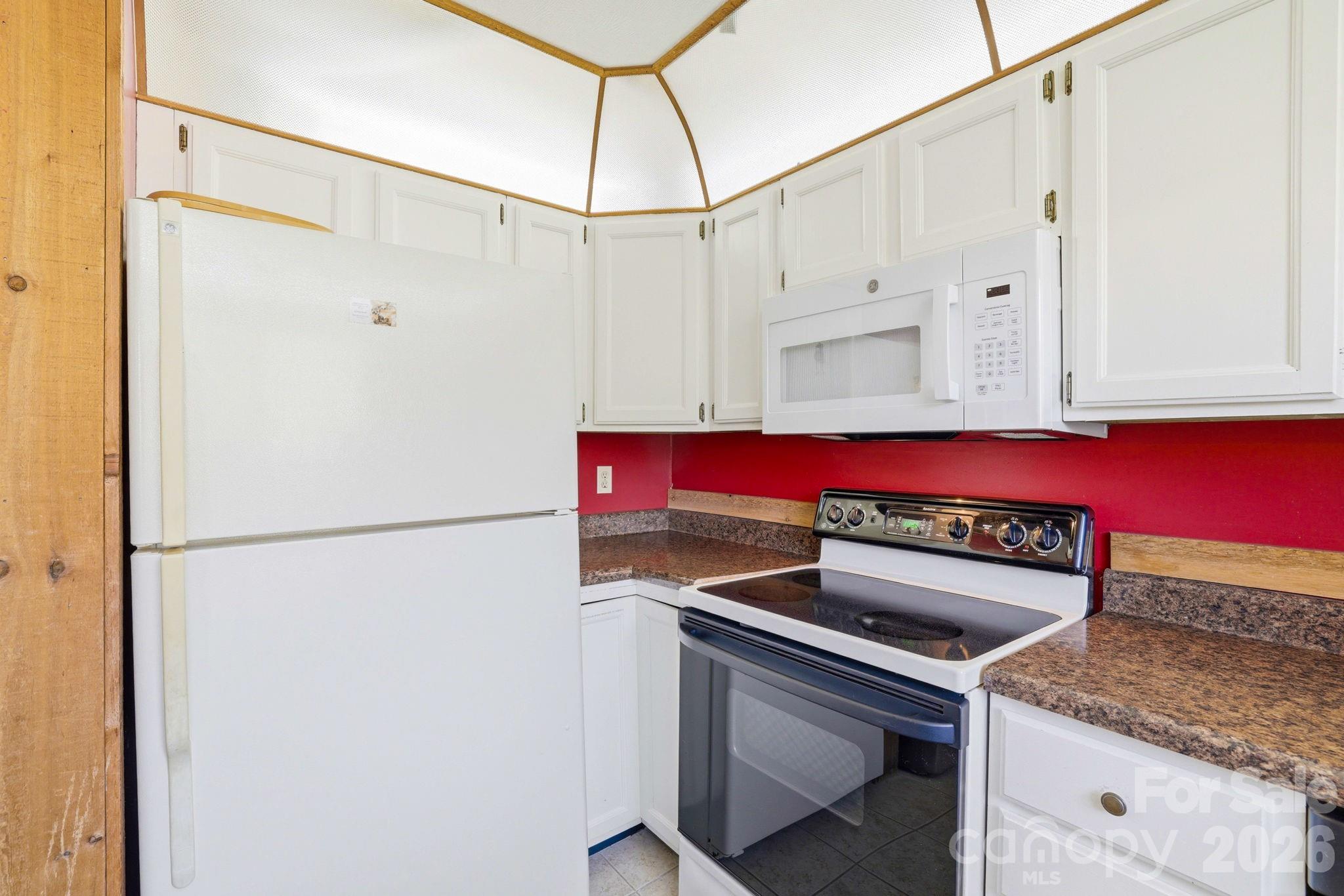 Toxaway Falls Condominium One - Residential