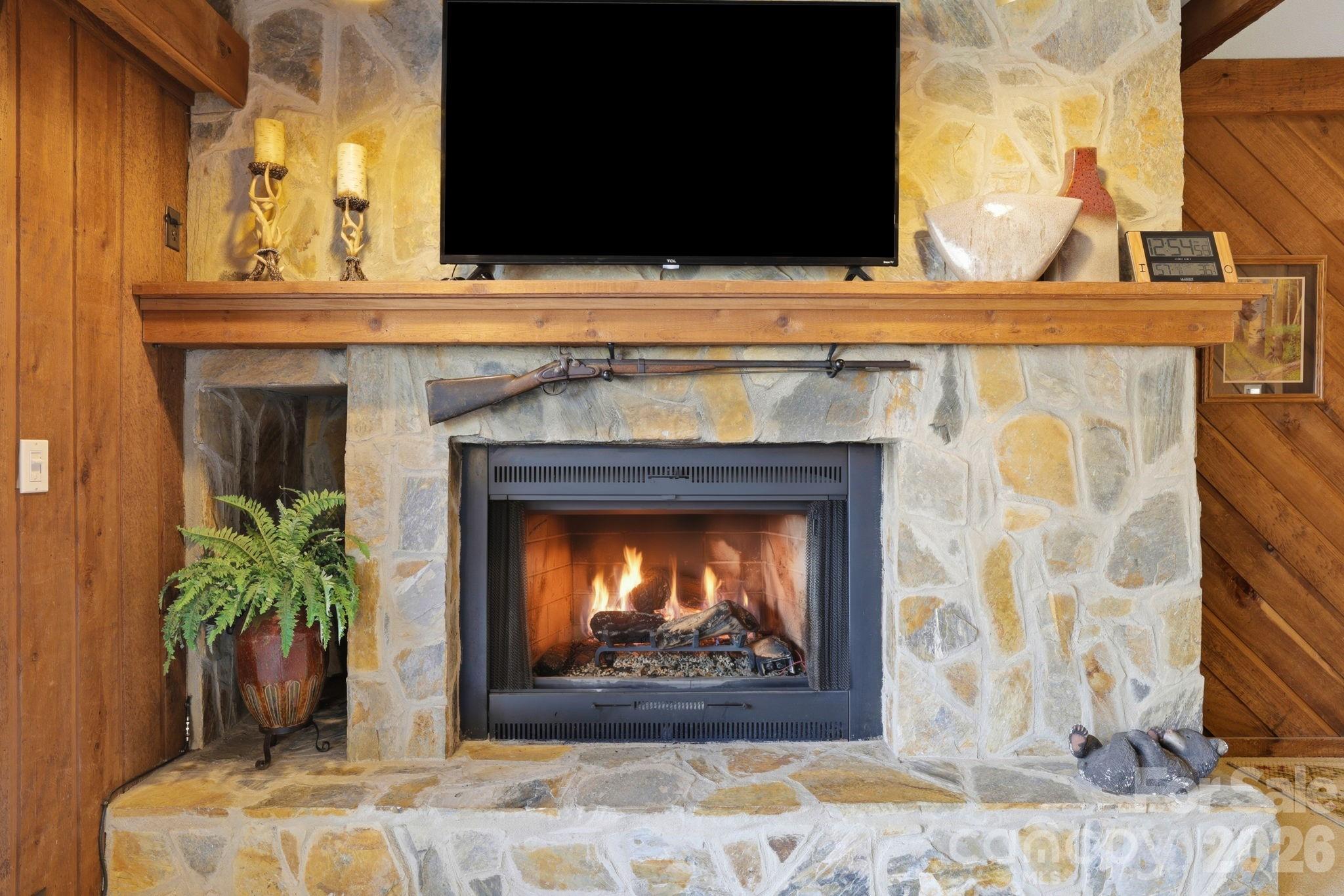 Toxaway Falls Condominium One - Residential