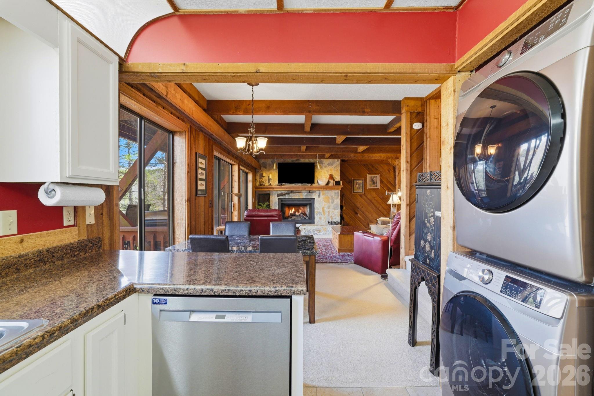 Toxaway Falls Condominium One - Residential