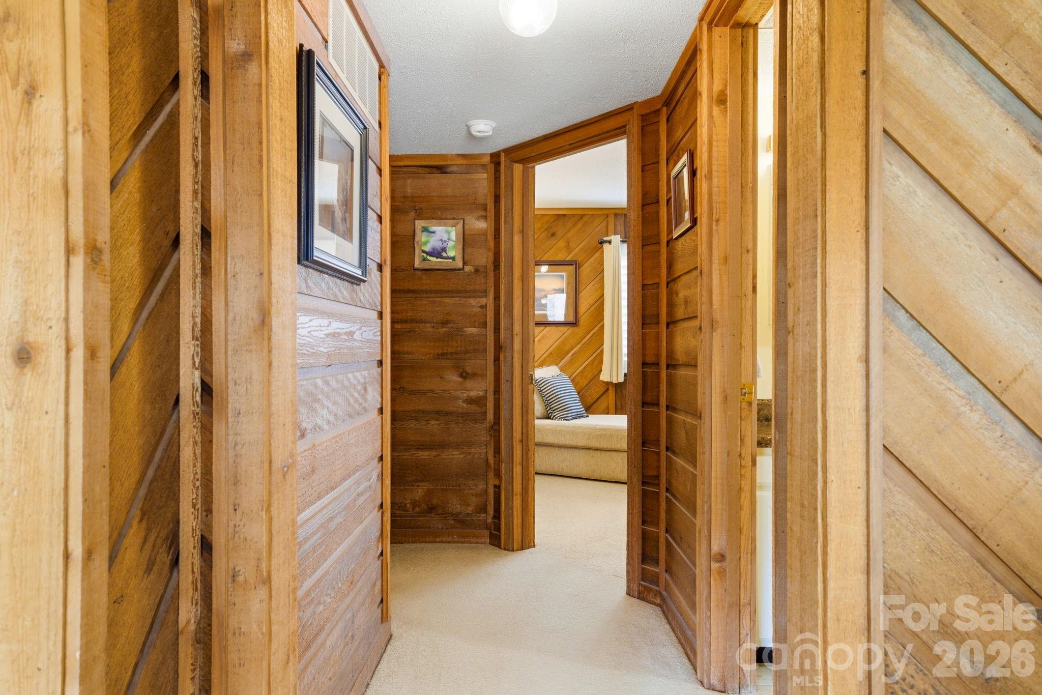 Toxaway Falls Condominium One - Residential