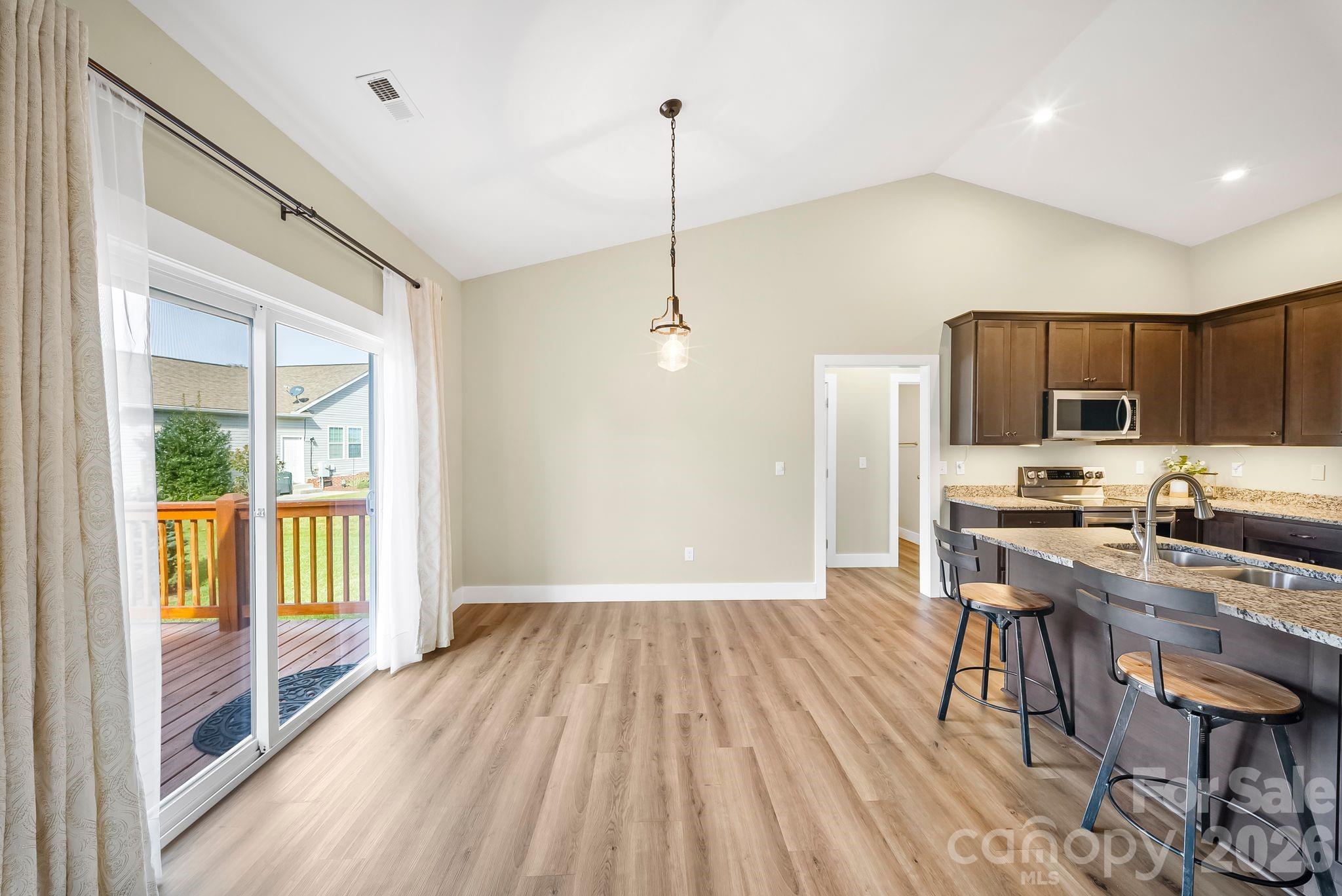 Riverwind - Residential