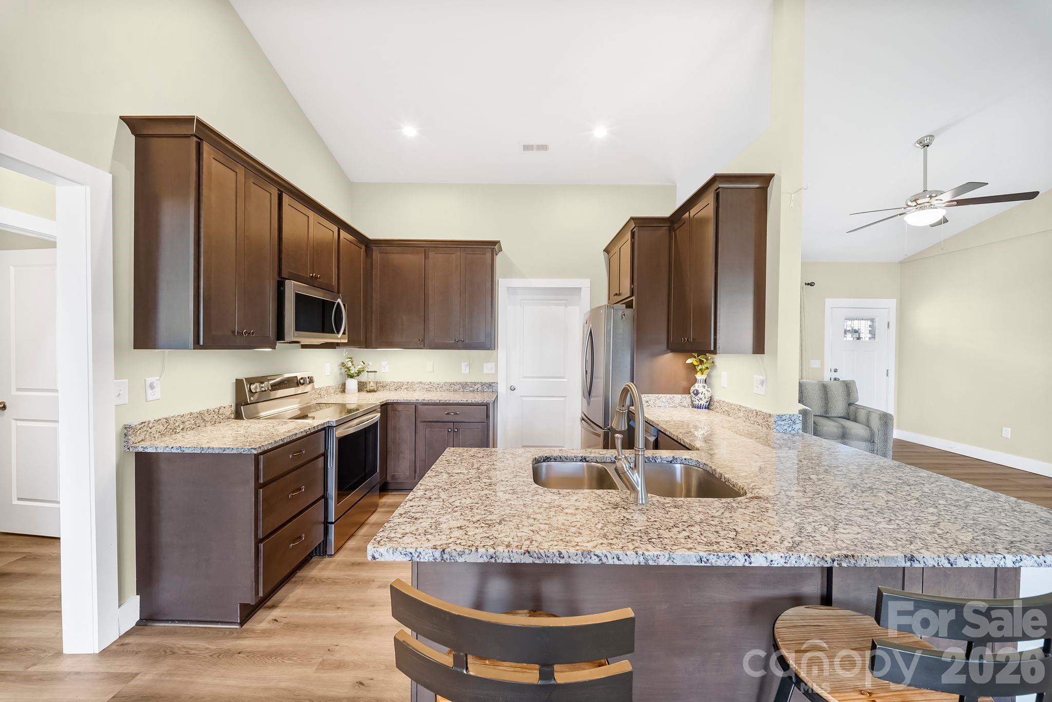 Riverwind - Residential