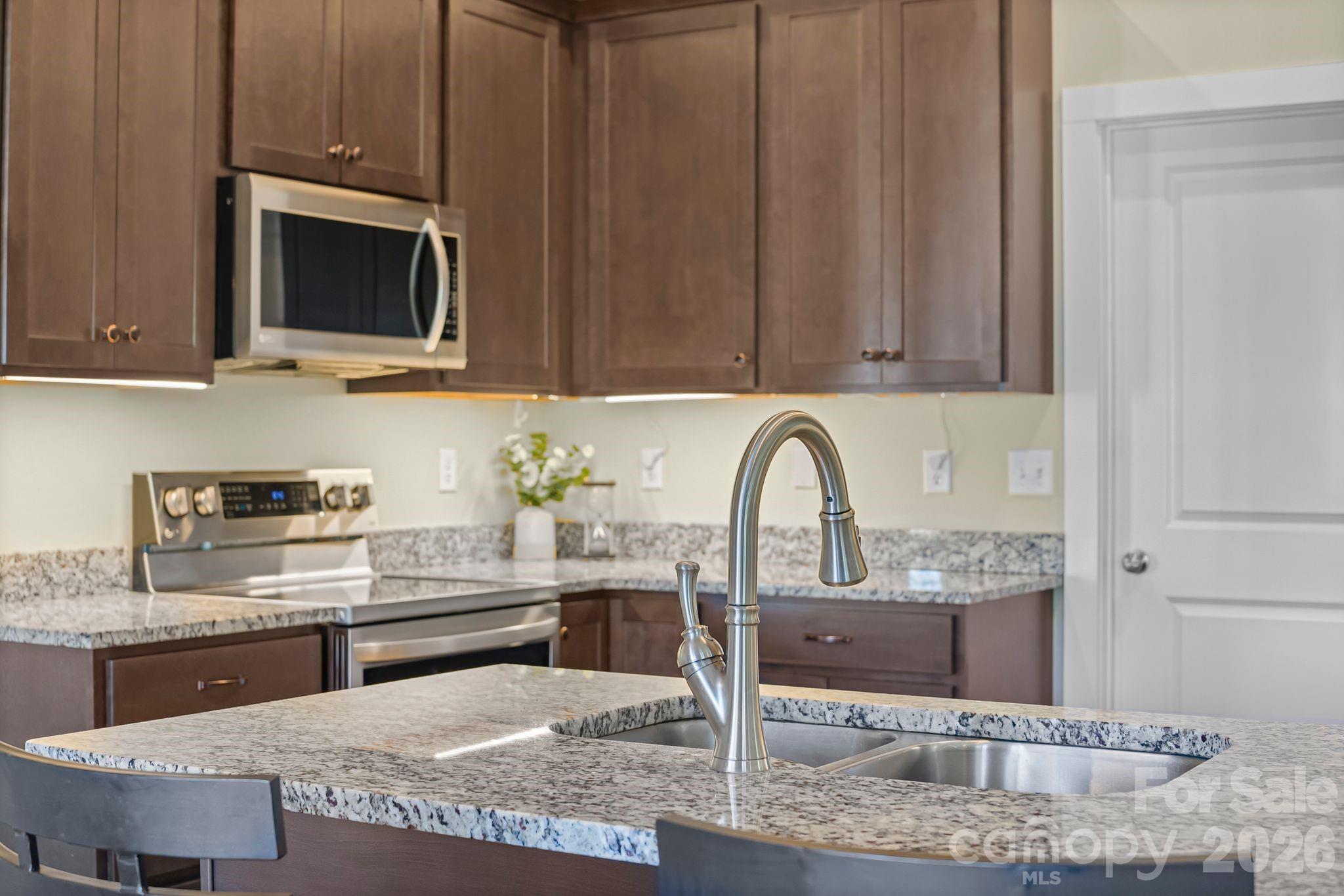 Riverwind - Residential