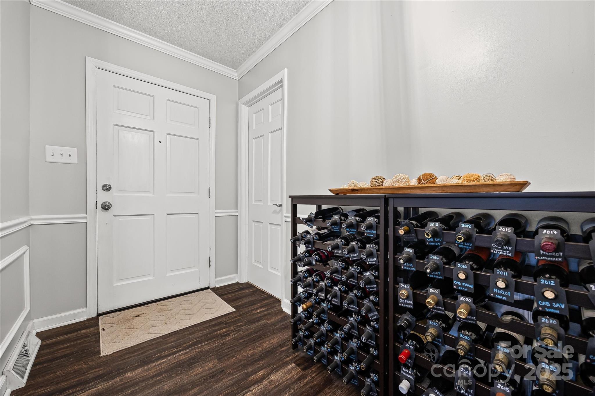 2966 Hilton Road