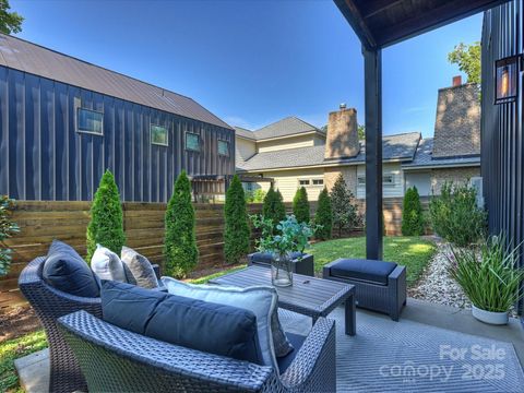 2107 W Trade Street Charlotte NC 28216