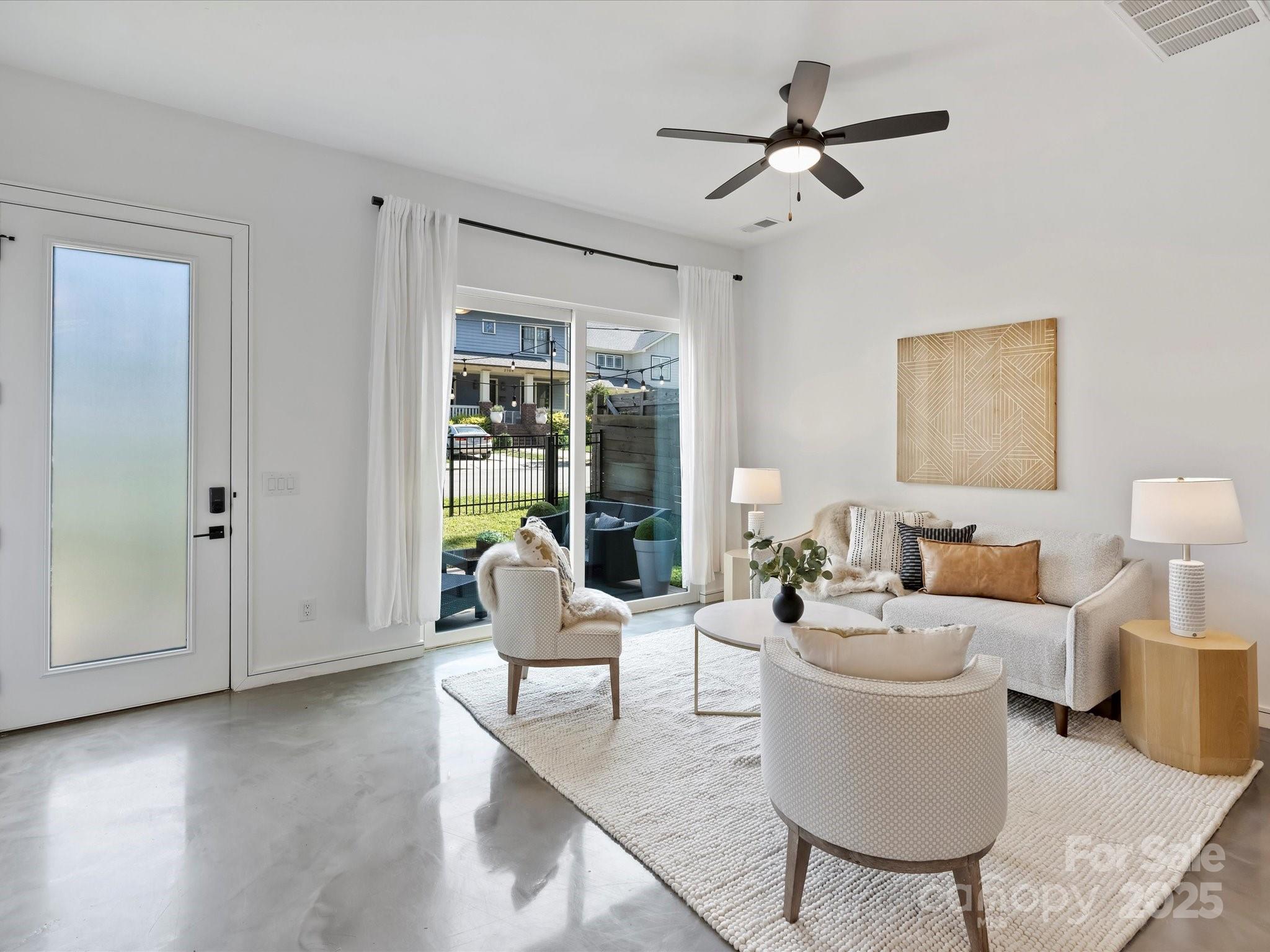 2107 W Trade Street