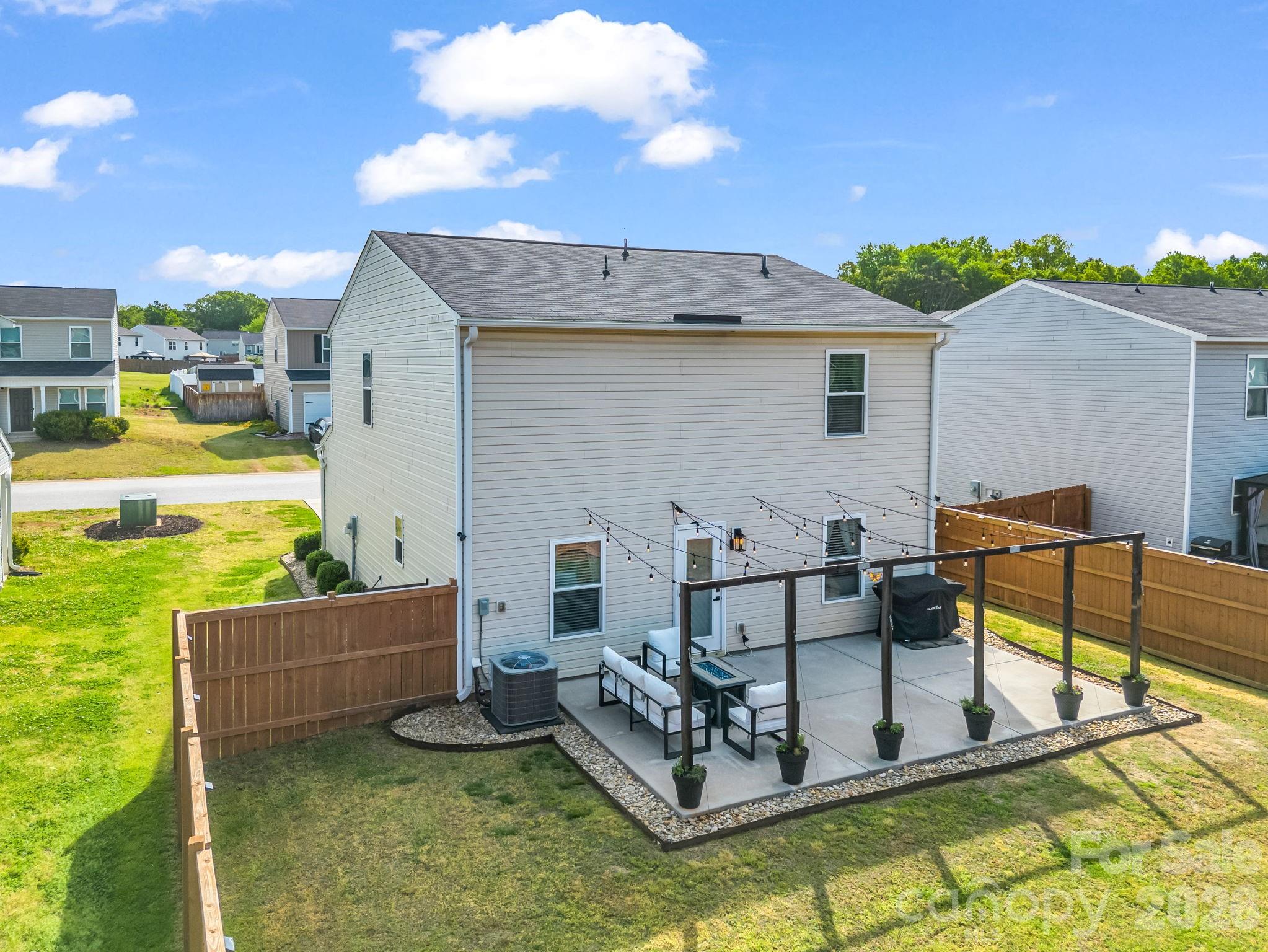 Bella Casa - Residential