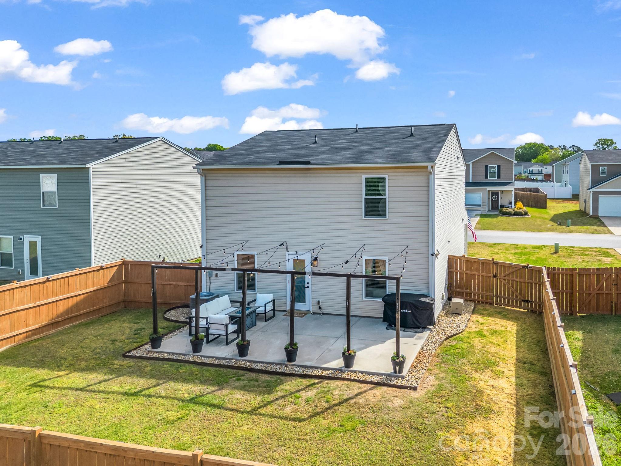 Bella Casa - Residential