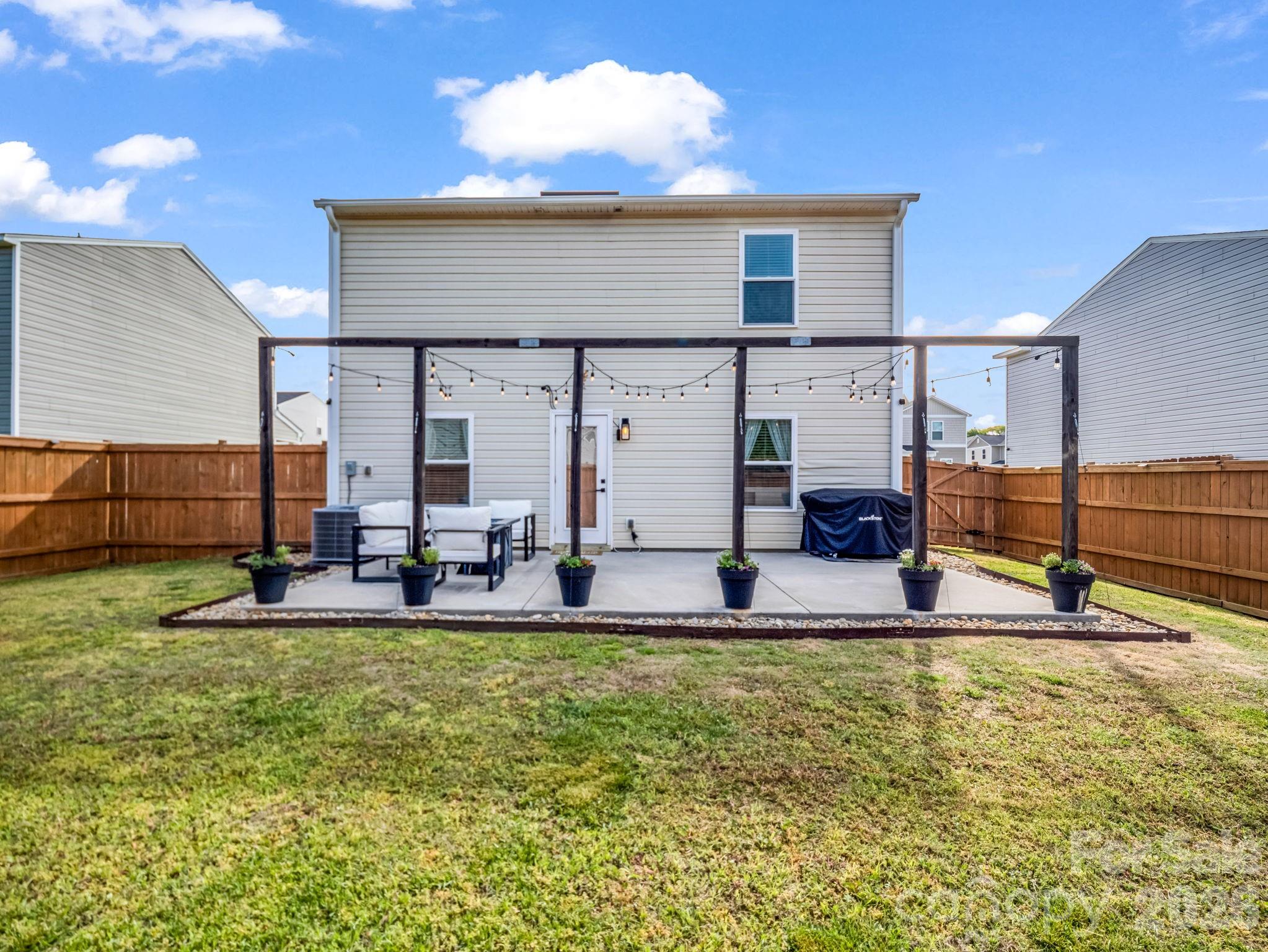 Bella Casa - Residential