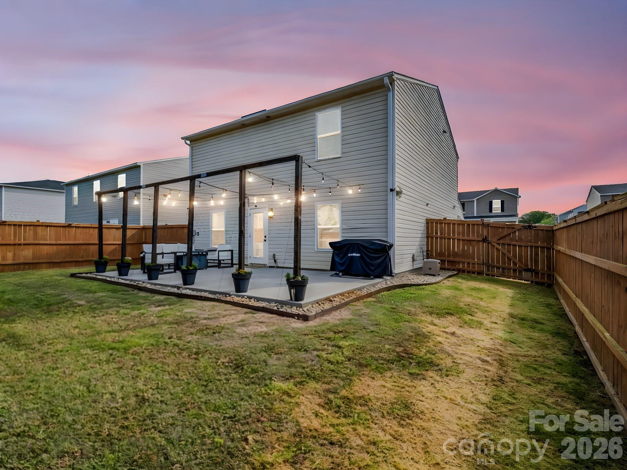 Bella Casa - Residential