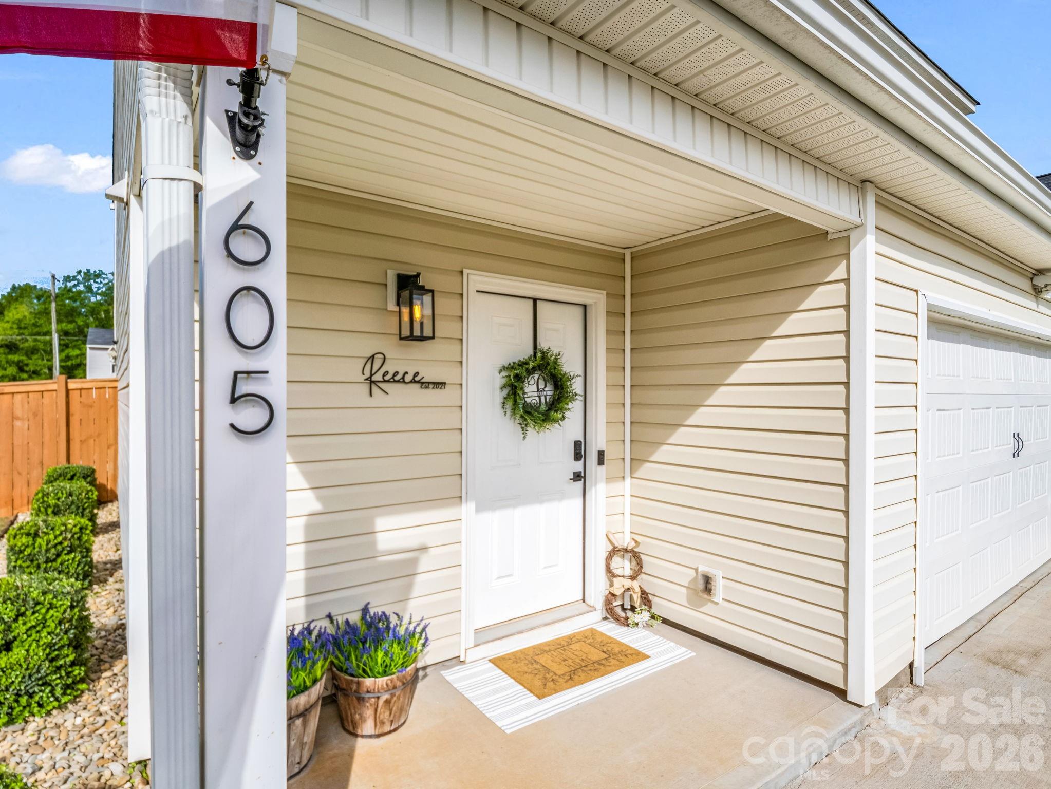 Bella Casa - Residential