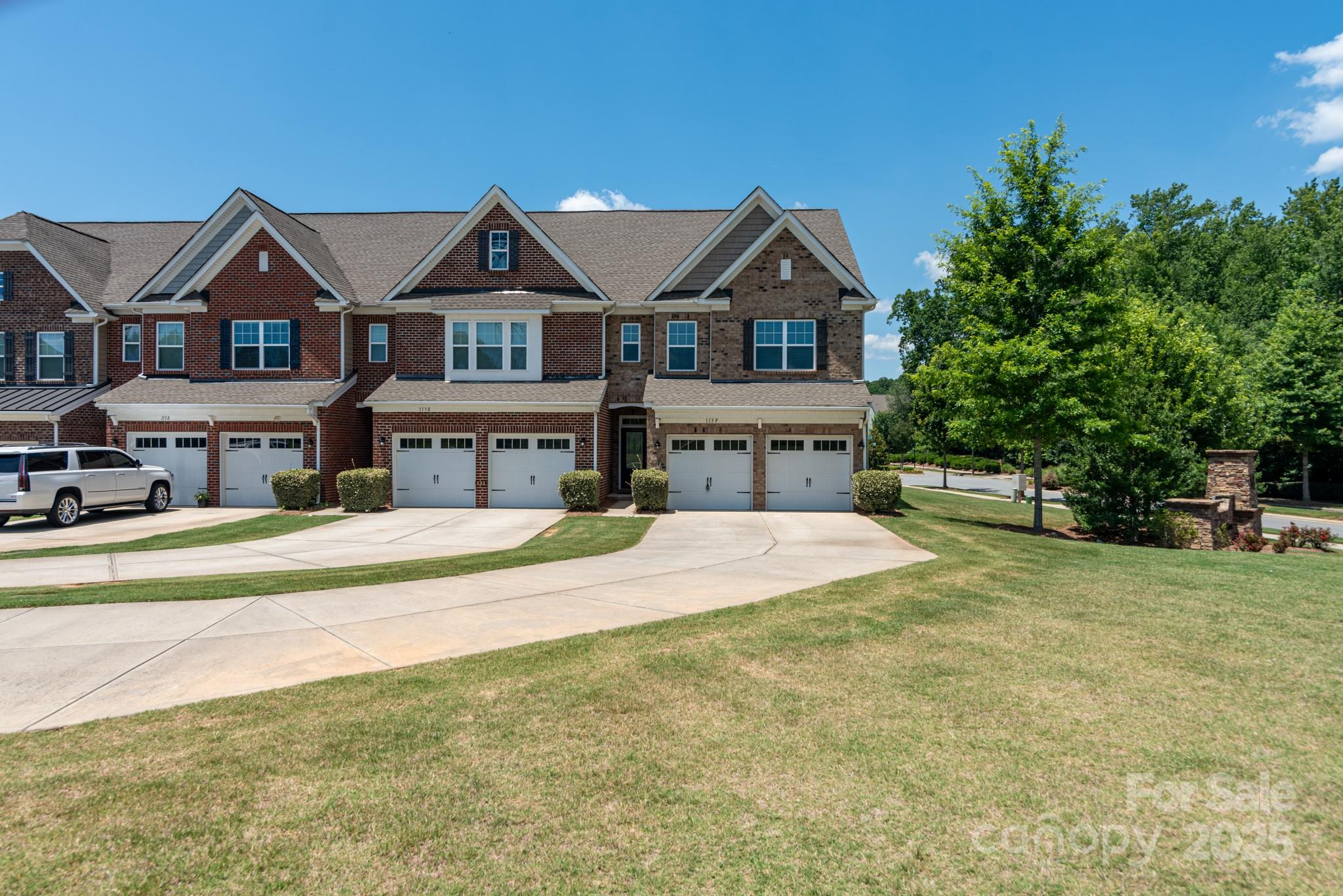 113 Burlingame Court
