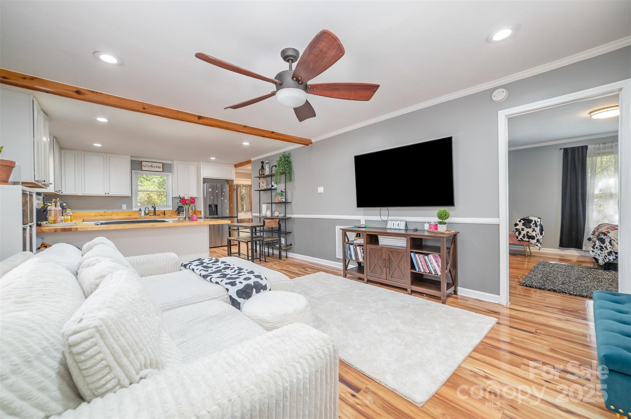 803 Desoto Avenue
