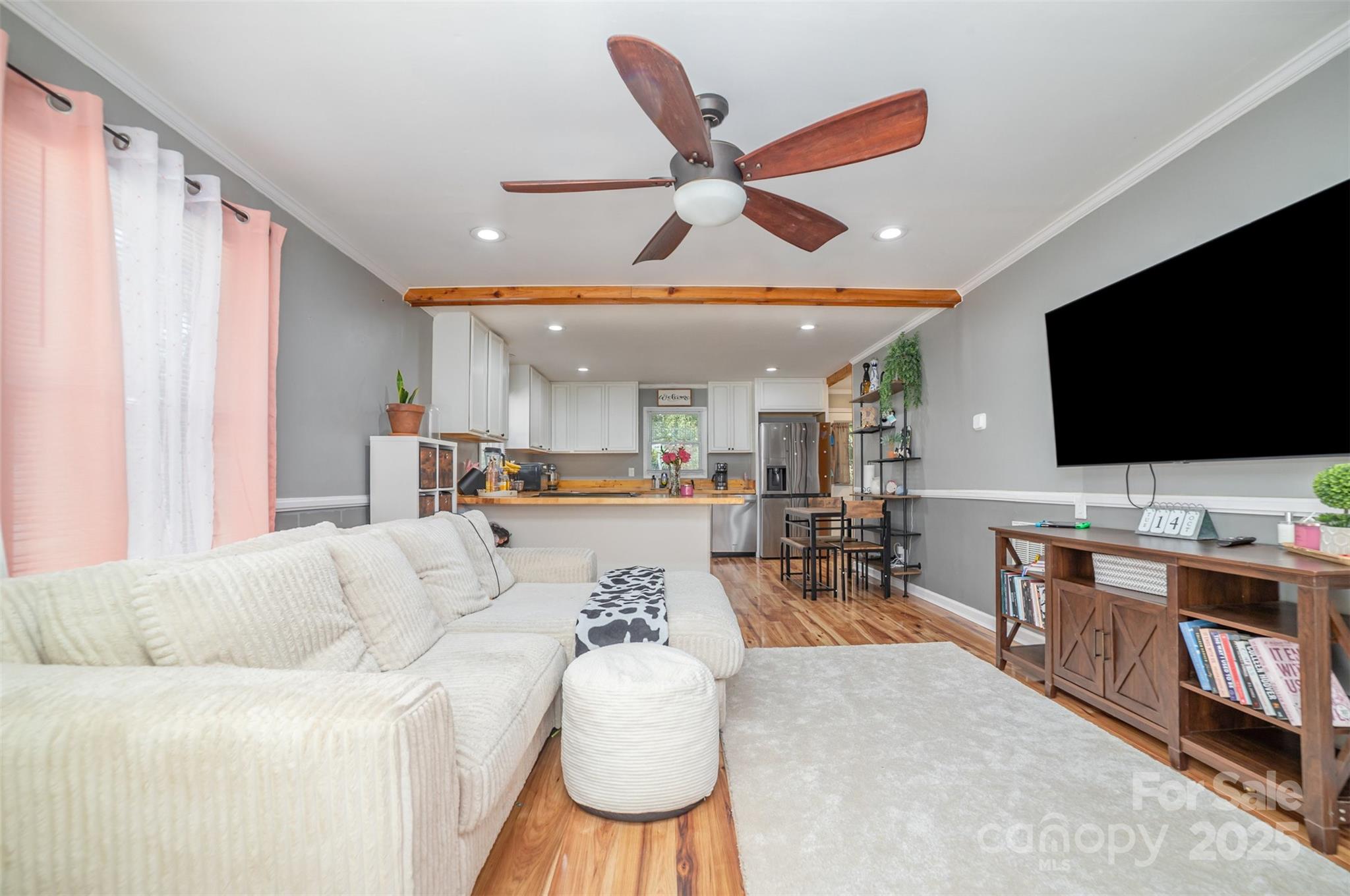 803 Desoto Avenue
