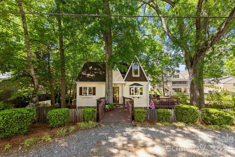 Photo of 1512 Ideal Way, Charlotte, NC 28203 (MLS # 4382012)