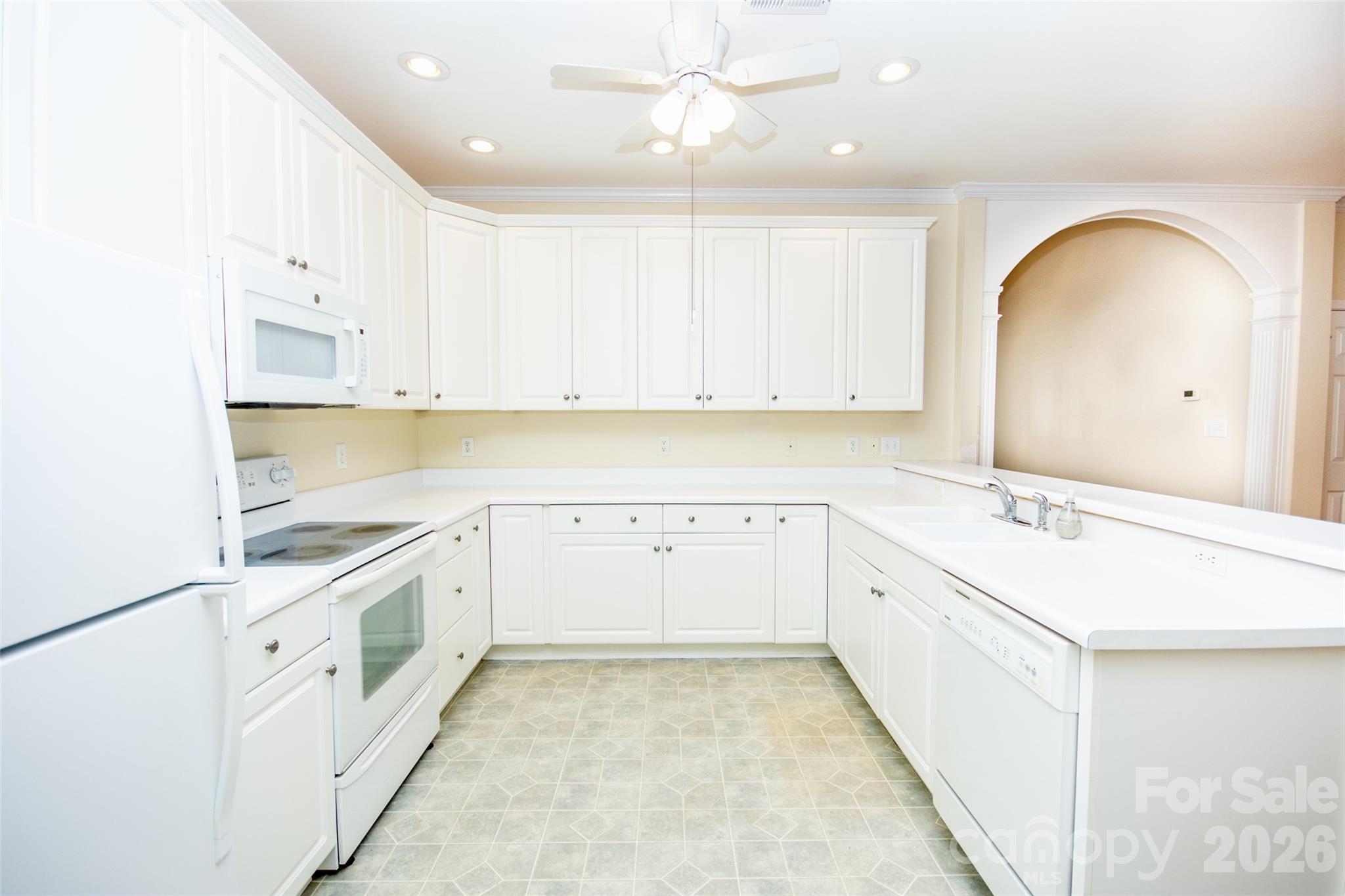 Queens Crest Townhouses - Residential