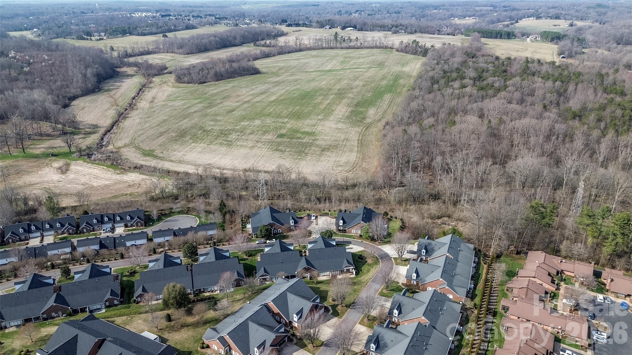 Queens Crest Townhouses - Residential