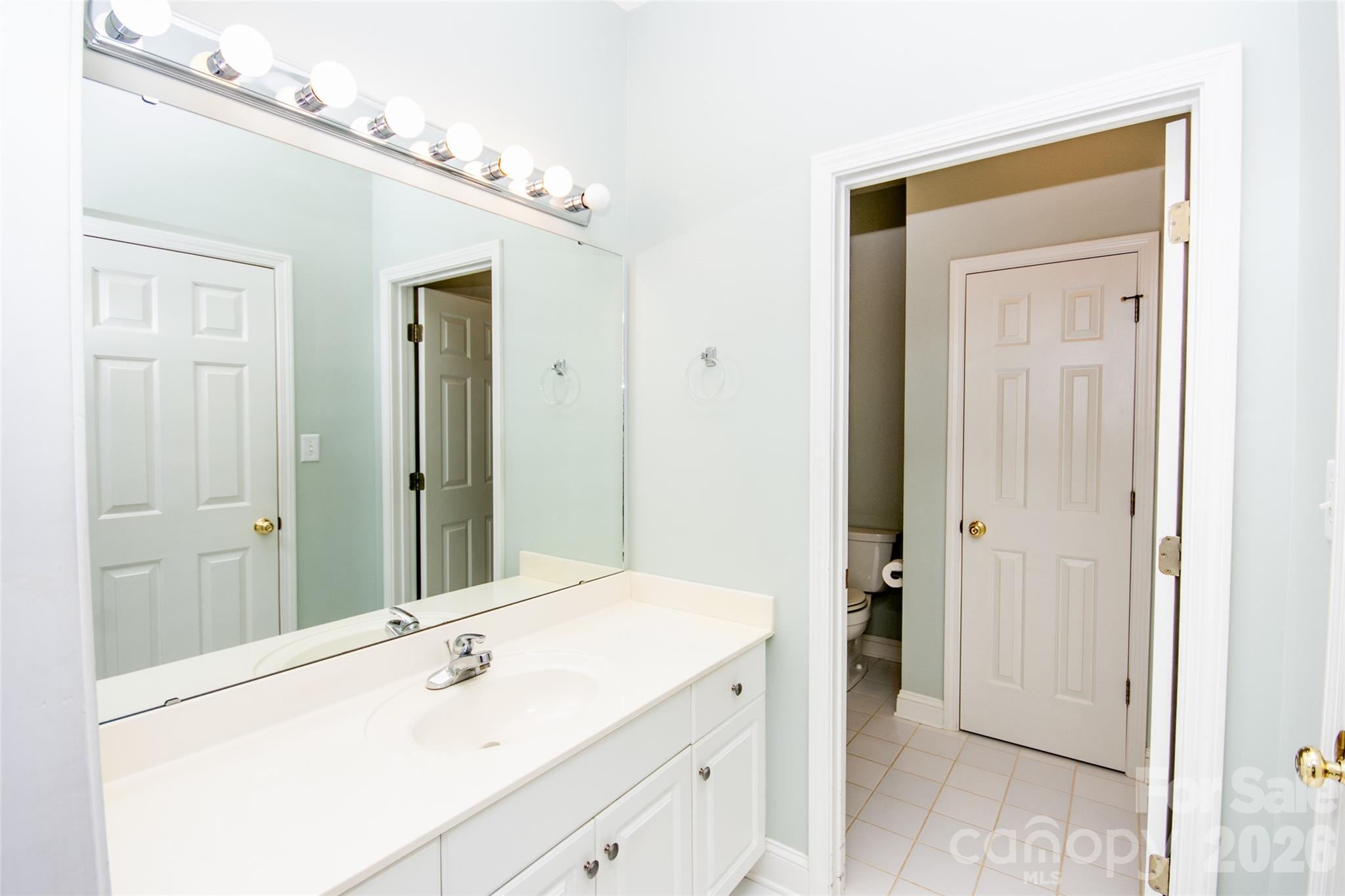 Queens Crest Townhouses - Residential