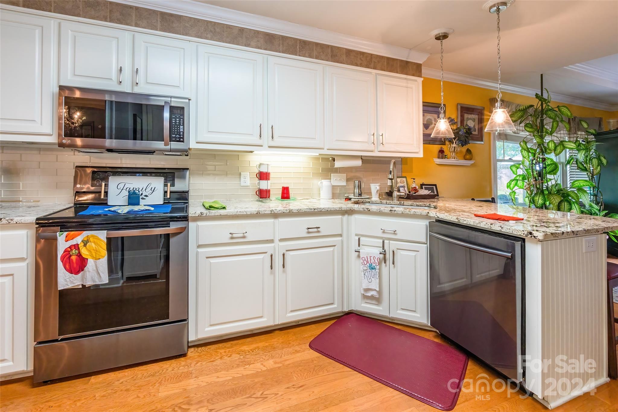 Creekside - Residential