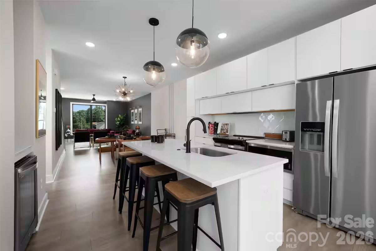 Bronson Square - Residential