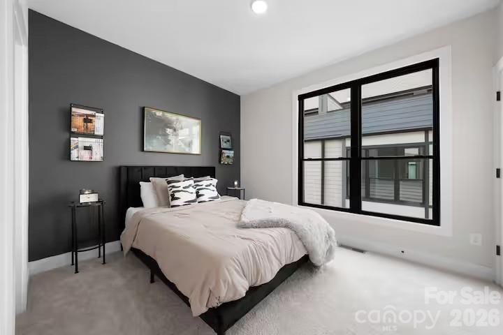 Bronson Square - Residential