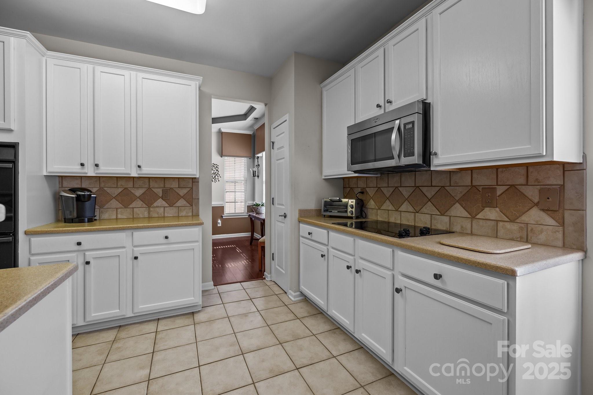 Four Seasons At Gold Hill - Residential