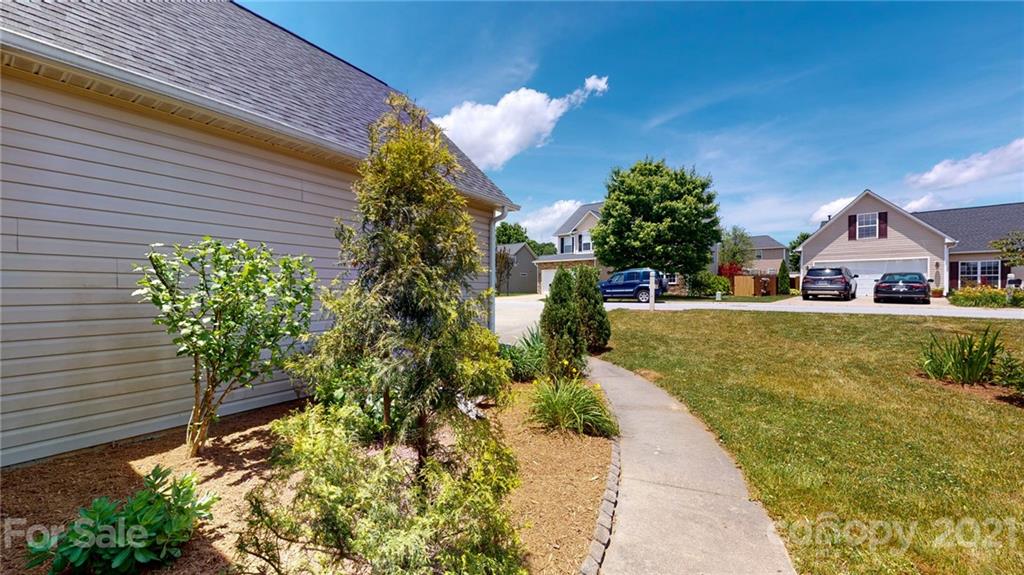 River Stone - Residential