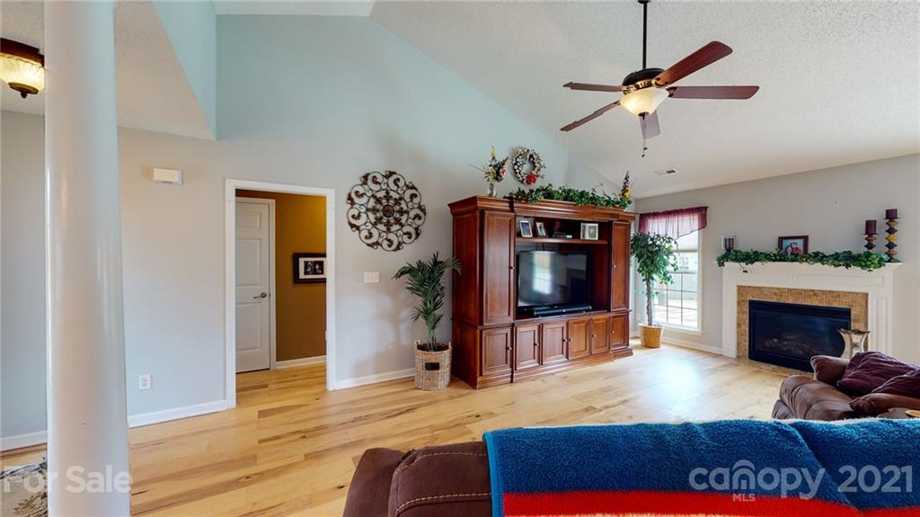 River Stone - Residential