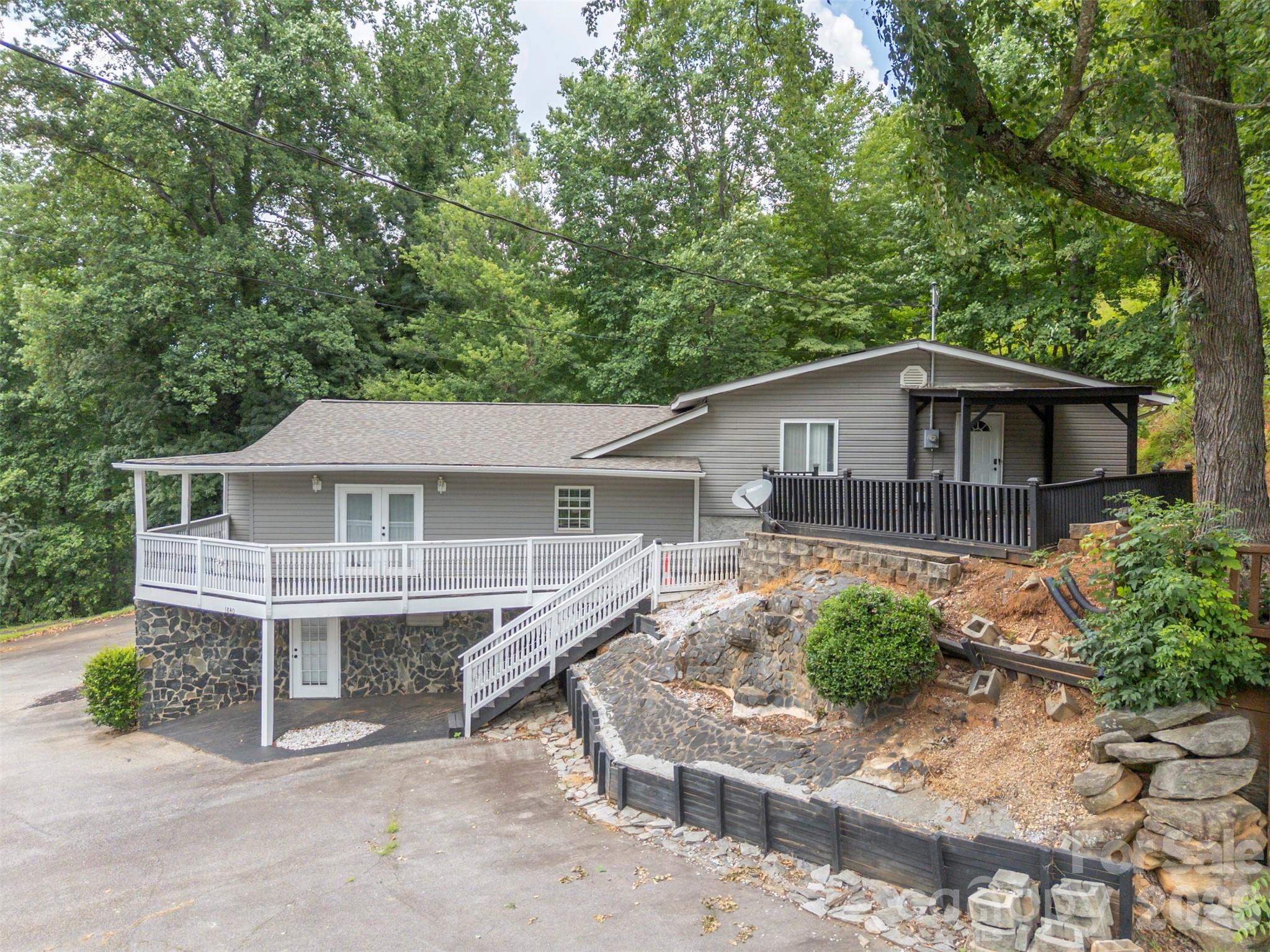 1840 Memorial Highway