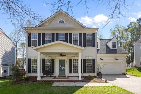 Photo of 7811 Antique Circle, Waxhaw, NC 28173 (MLS # 4358632)