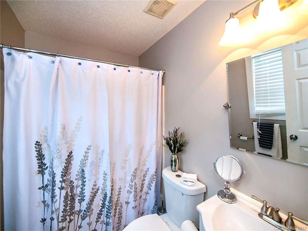 Avery Lake - Residential