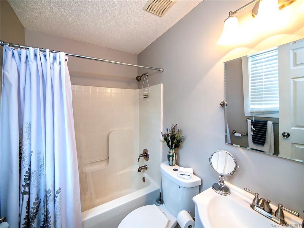 Avery Lake - Residential