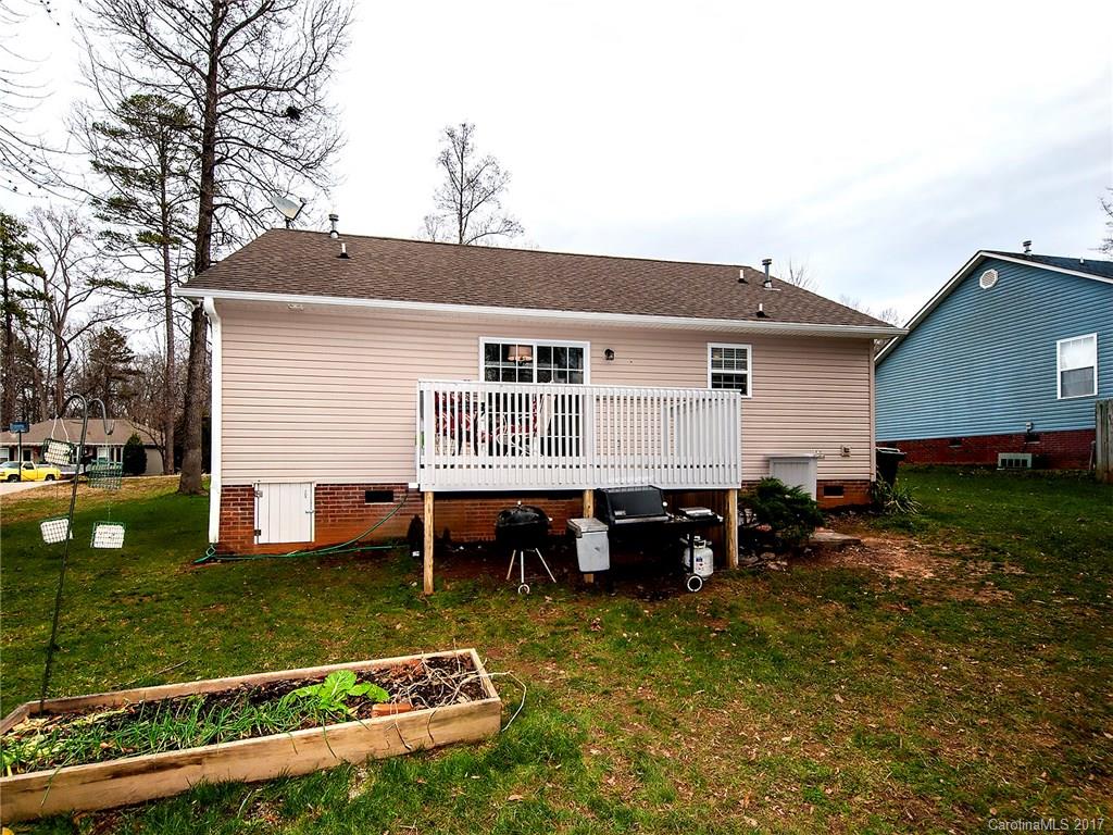 Avery Lake - Residential