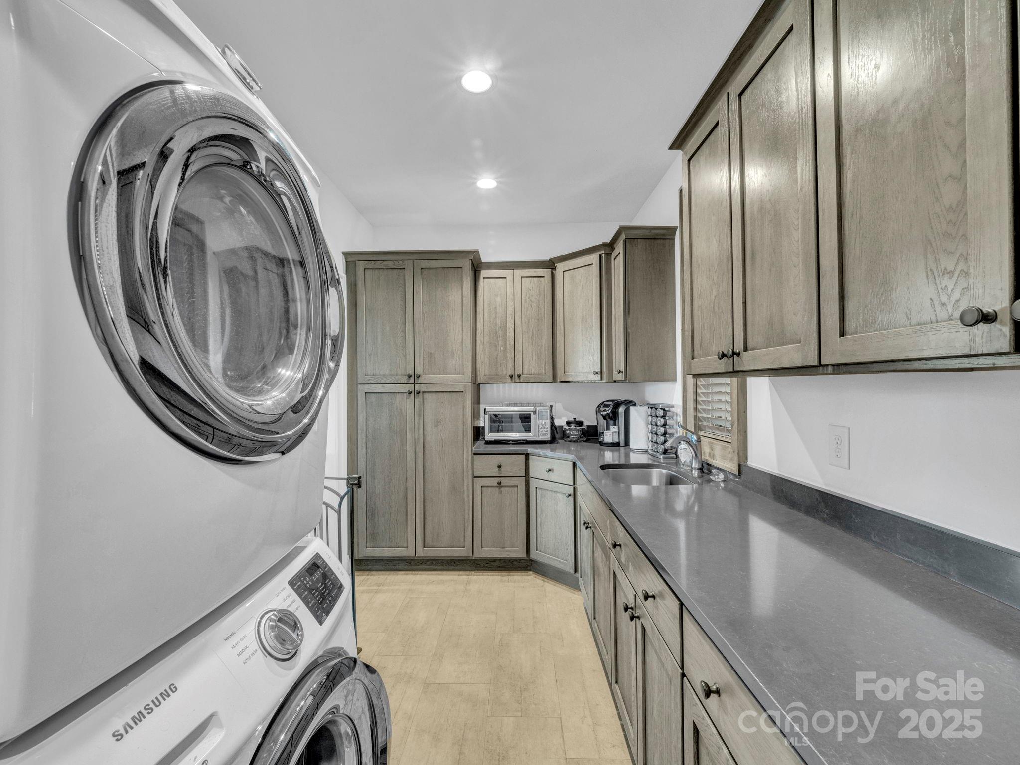 The Lodges at Eagles Nest - Residential