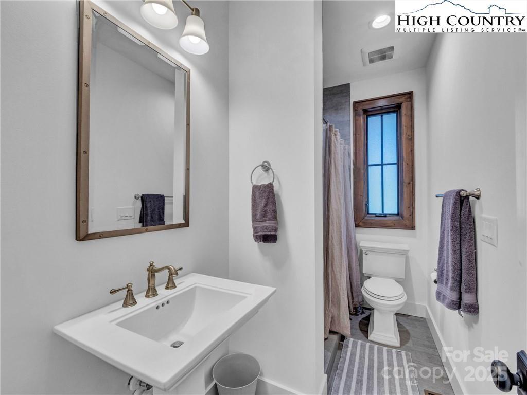 The Lodges at Eagles Nest - Residential