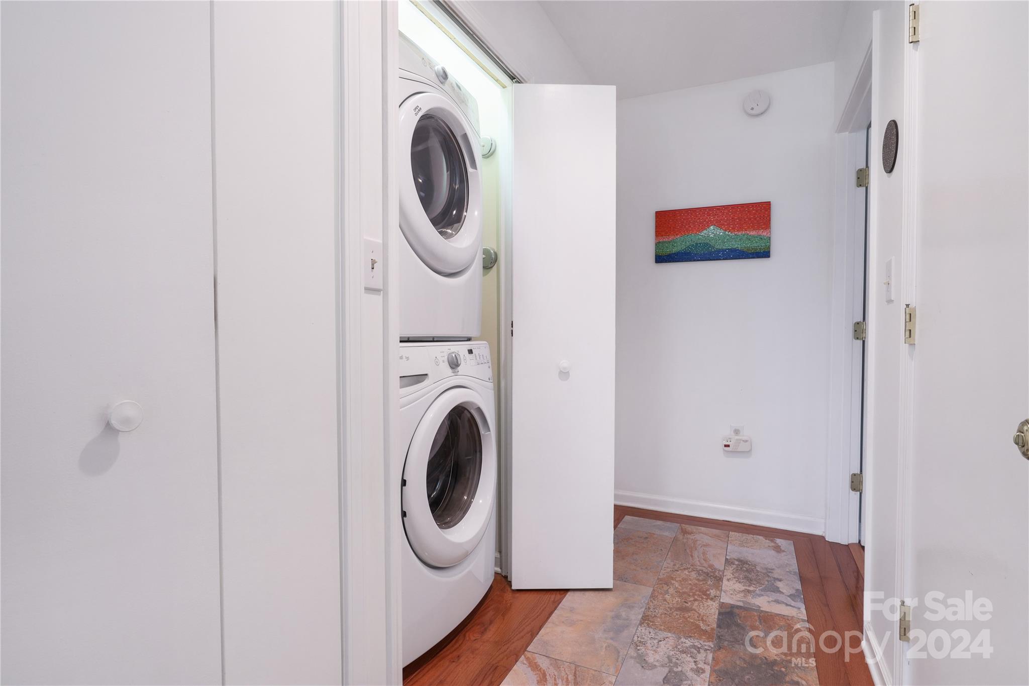 Laurel Park Place - Residential