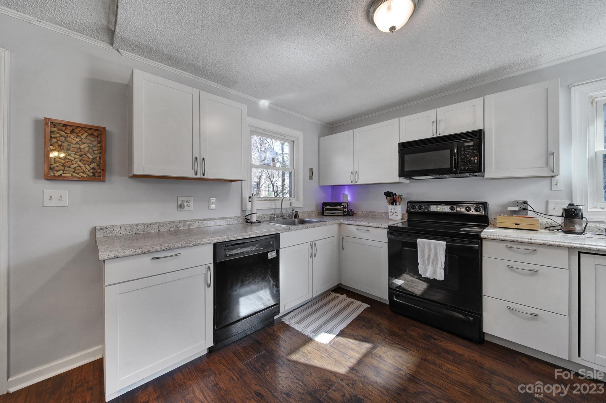 Idlewild South - Residential