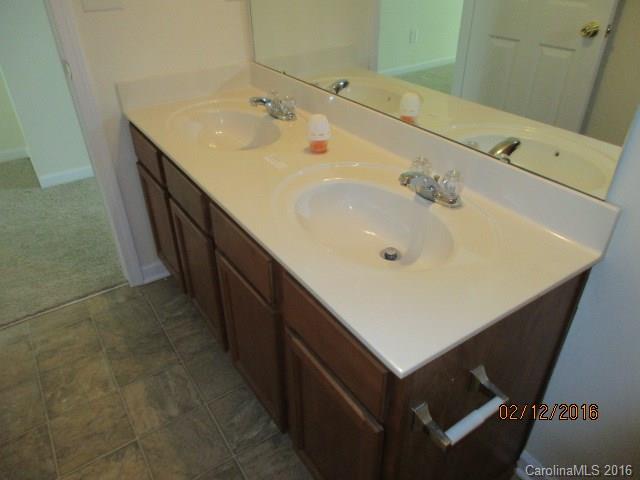 Fieldstone Farm - Residential