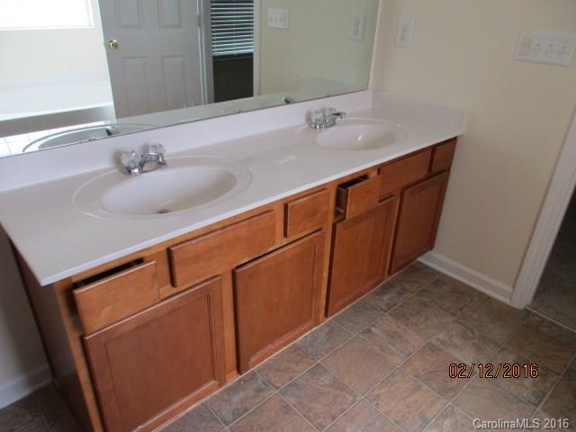 Fieldstone Farm - Residential