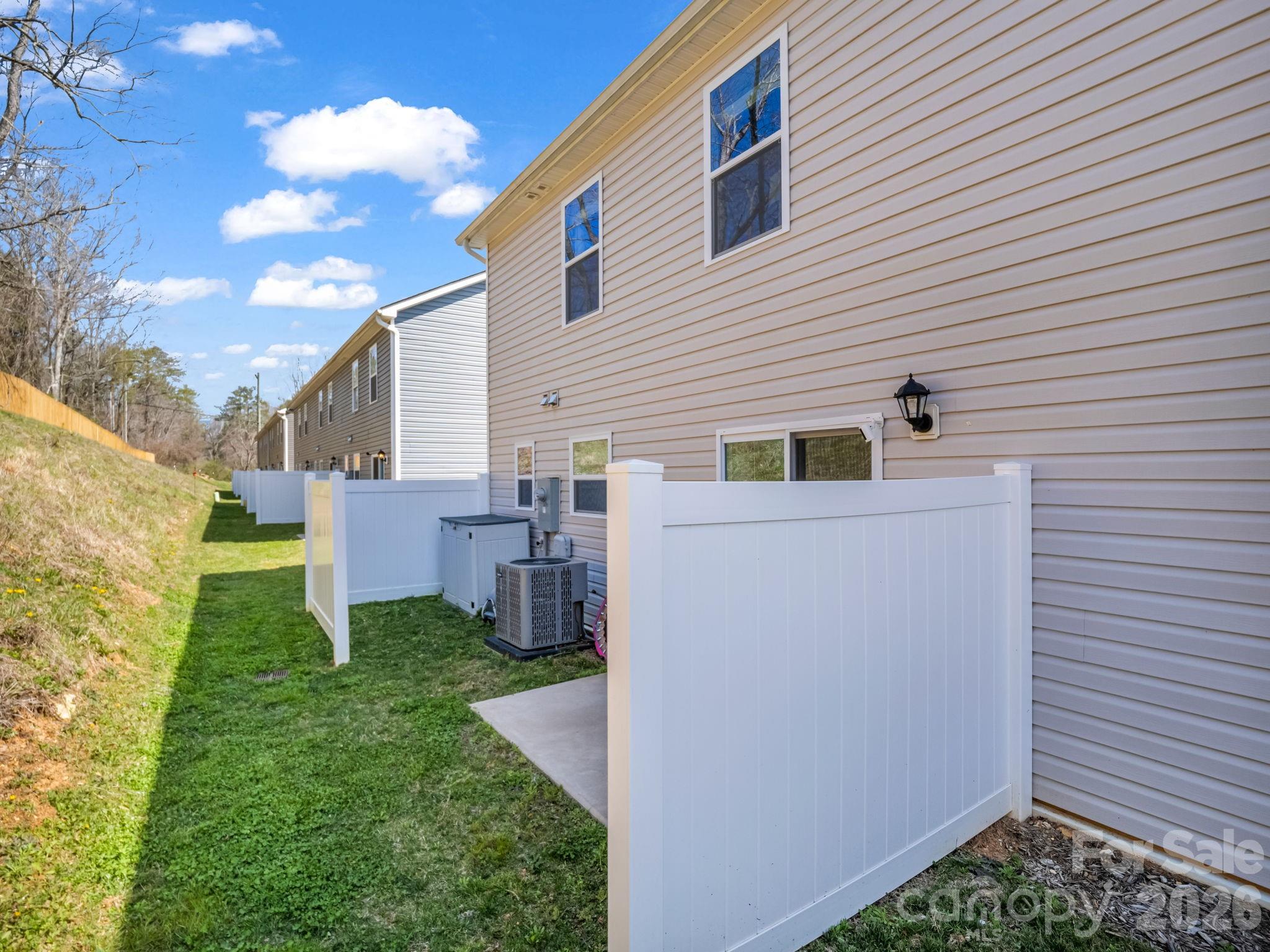 Virginia Commons - Residential