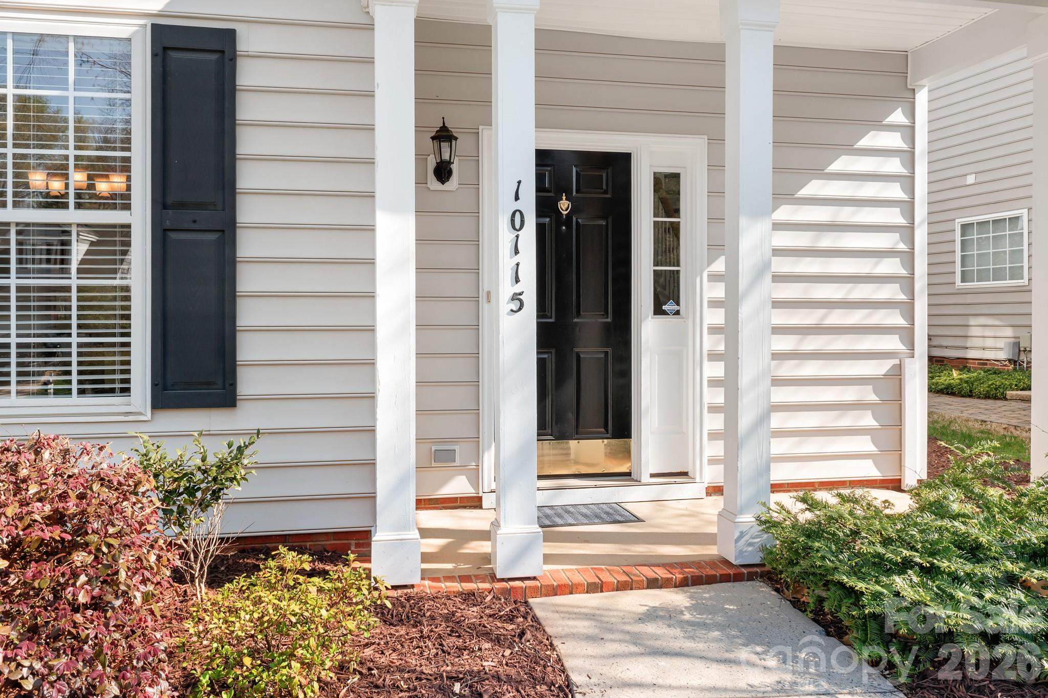 10115 Glencrest Drive