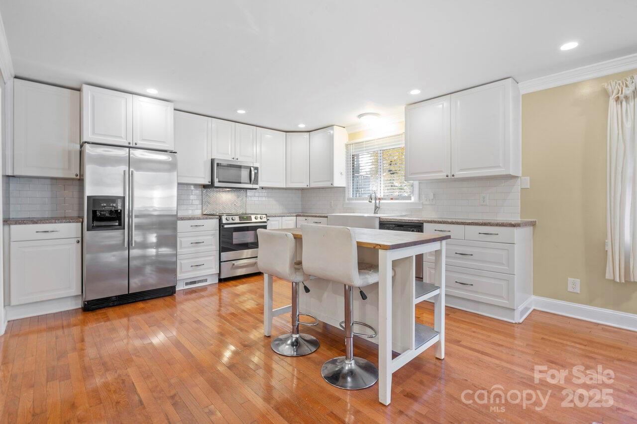 5142 Princess Street