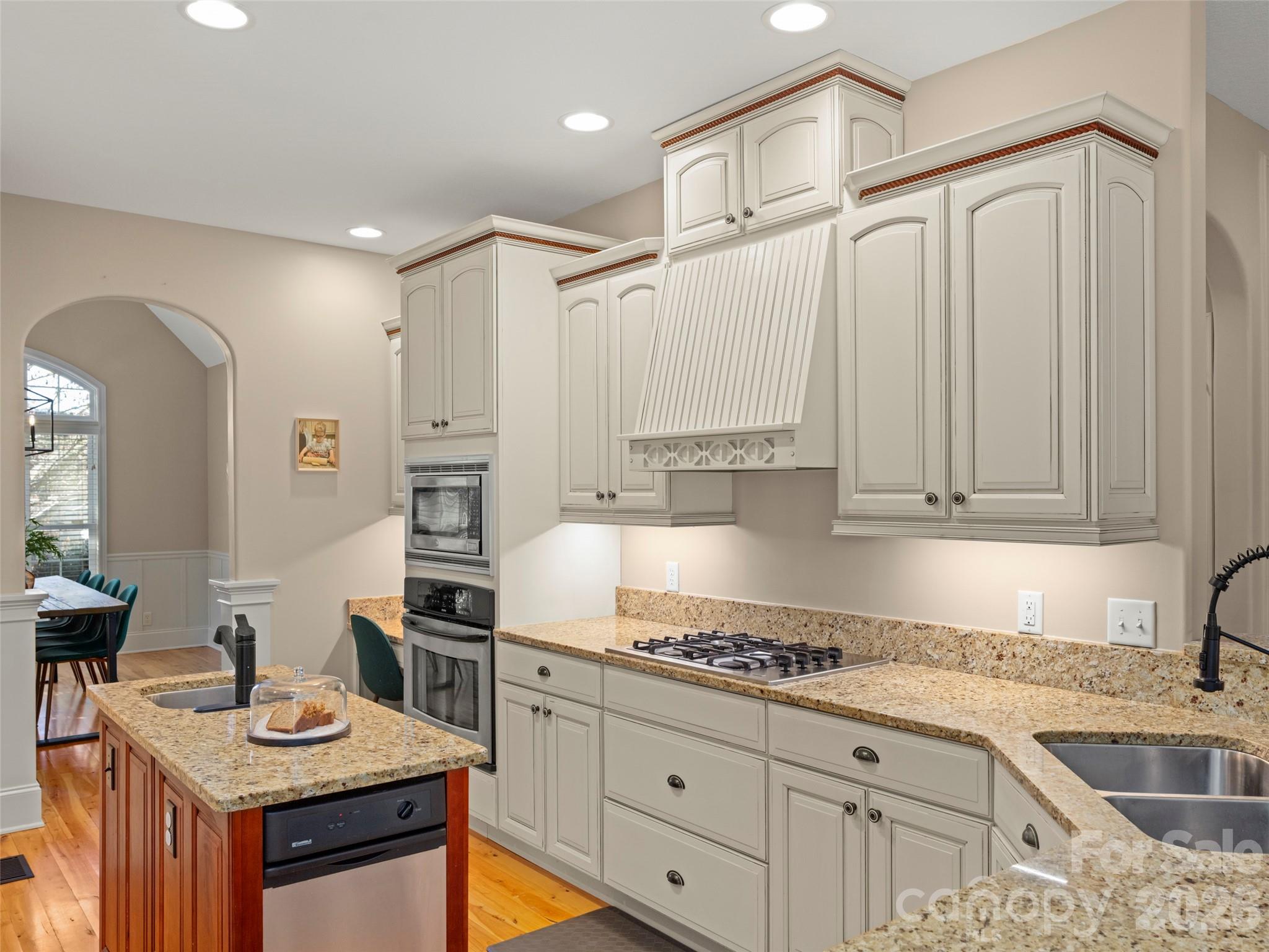 Ledgestone - Residential