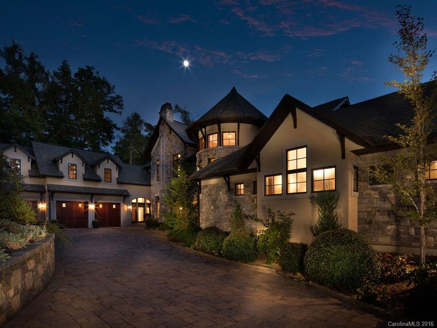 Exceptional home built by Morgan Keefe builders & designed by architect Alice Dodson. Rare 180 degree views include downtown Asheville, Beaver Lake, & the French Broad River. Bedrooms all w/ensuite baths. Media, wine cellar, bar/entertainment area, spa/exercise room, extensive outdoor living areas. Easy entertaining & living!